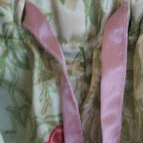 Robert Louis Green and Pink Floral Pajama Set - Picture 5 of 7